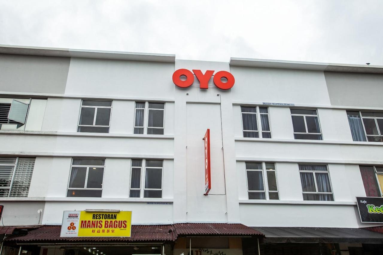 Oyo 89631 988 Hotel Τζόχορ Μπάχρου Εξωτερικό φωτογραφία