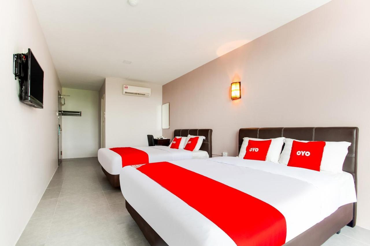 Oyo 89631 988 Hotel Τζόχορ Μπάχρου Εξωτερικό φωτογραφία