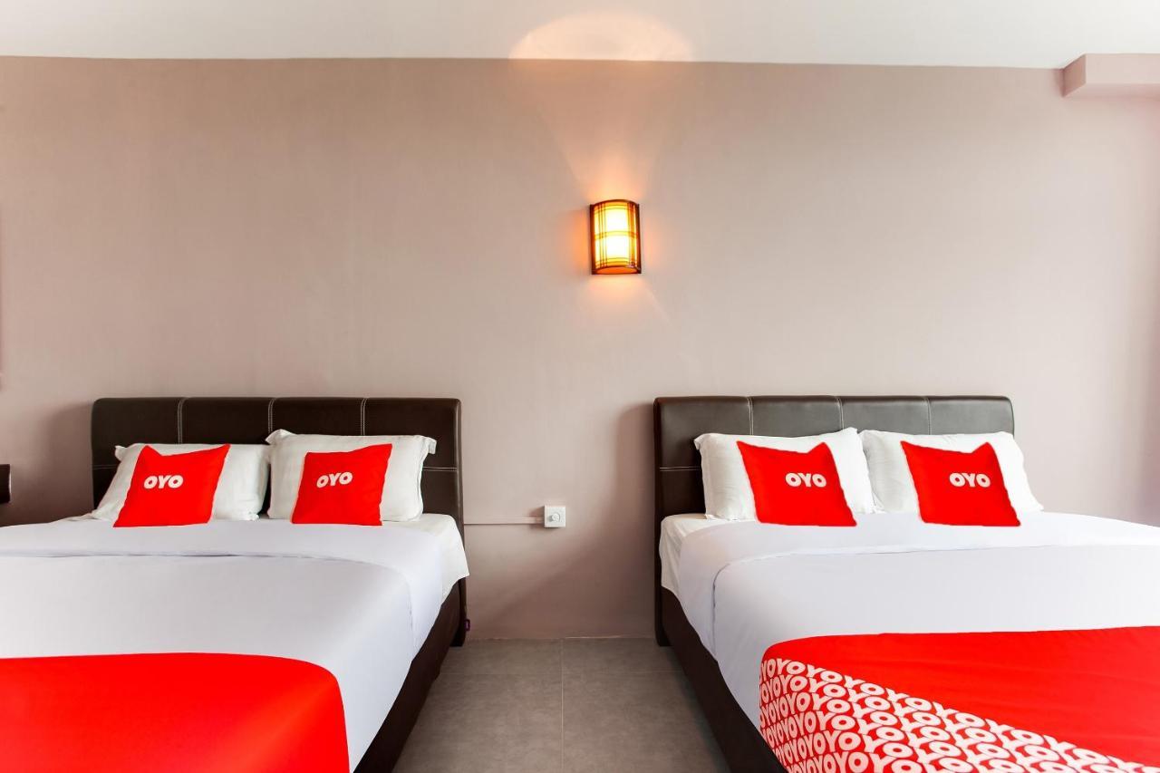 Oyo 89631 988 Hotel Τζόχορ Μπάχρου Εξωτερικό φωτογραφία
